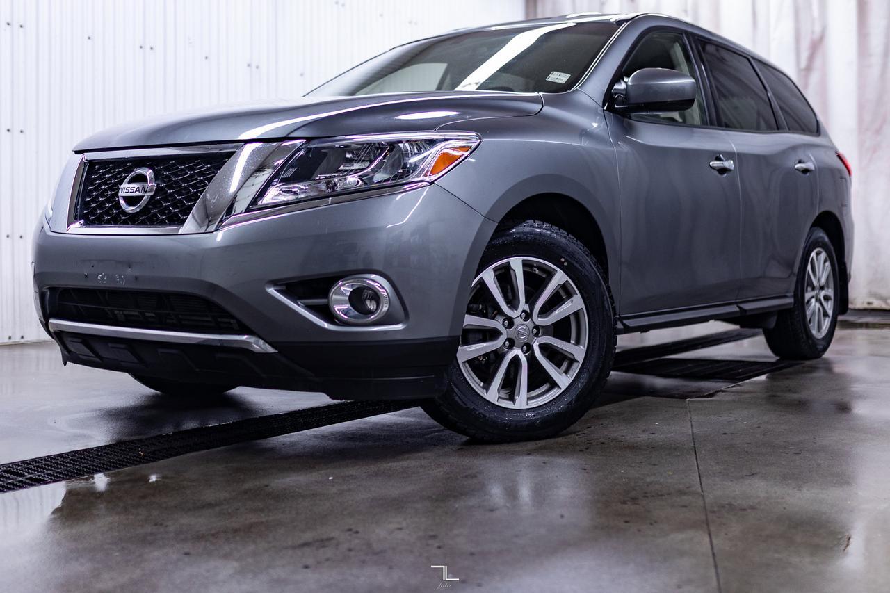 2015 Nissan Pathfinder AWD S 7 Passenger Red Deer AB