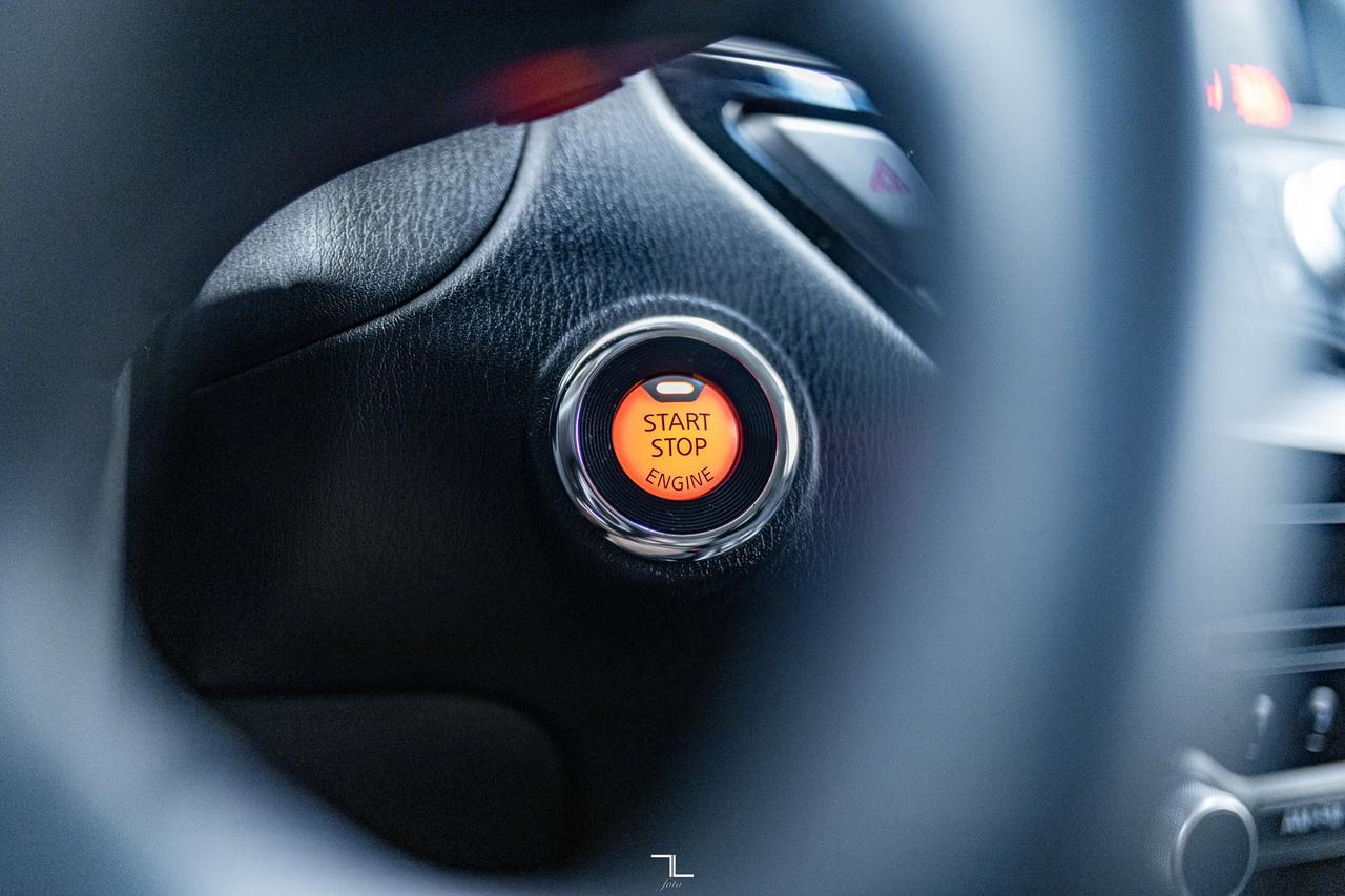 2015 Nissan Pathfinder AWD S 7 Passenger Red Deer AB