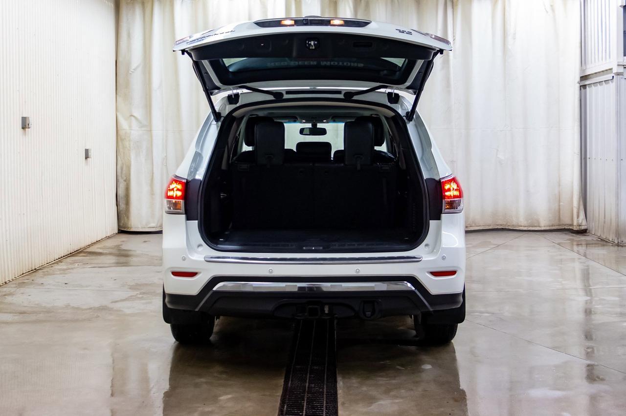 2015 Nissan Pathfinder AWD SL Leather Roof Nav Red Deer AB