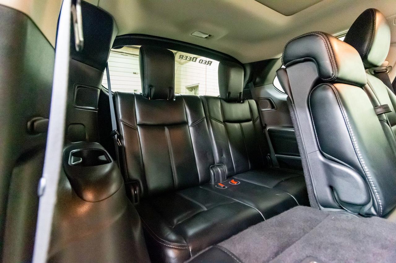 2015 Nissan Pathfinder AWD SL Leather Roof Nav Red Deer AB