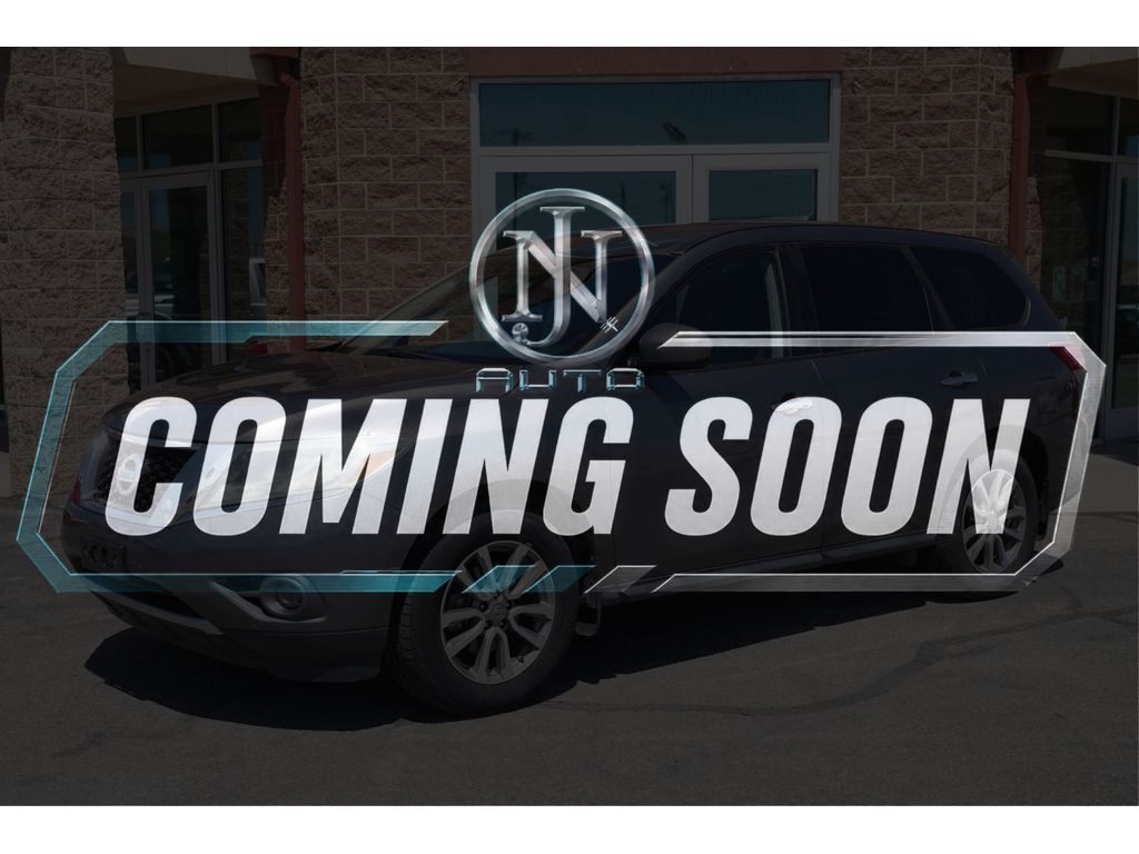 2015 Nissan Pathfinder S