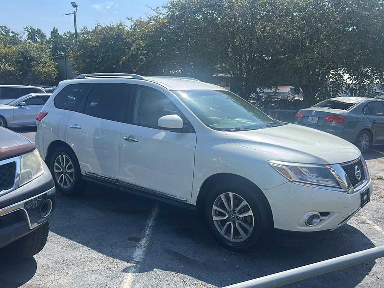 2015 Nissan Pathfinder SL