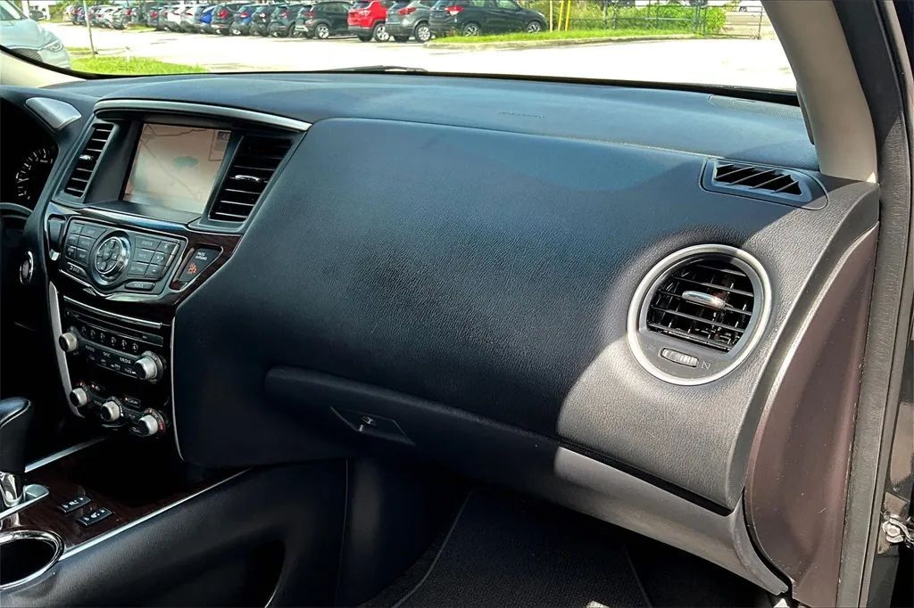 2015 Nissan Pathfinder SL Sport Utility 4D Maitland FL