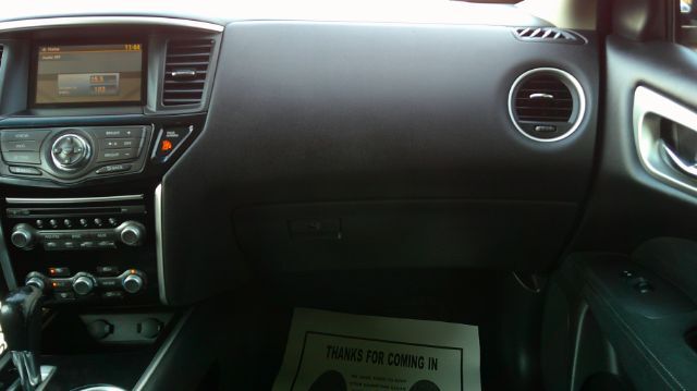 2015 Nissan Pathfinder SV San Antonio TX