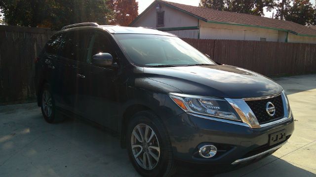 2015 Nissan Pathfinder SV San Antonio TX