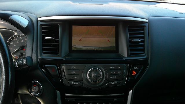 2015 Nissan Pathfinder SV San Antonio TX