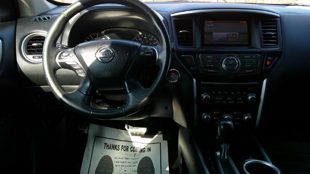 2015 Nissan Pathfinder SV San Antonio TX