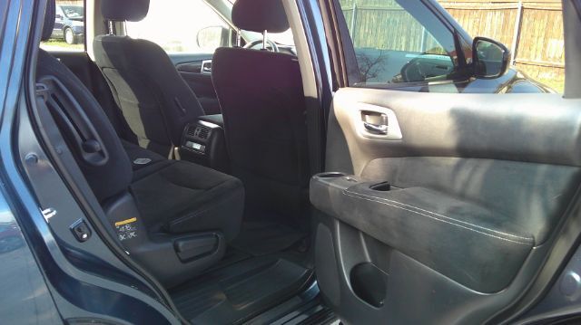 2015 Nissan Pathfinder SV San Antonio TX