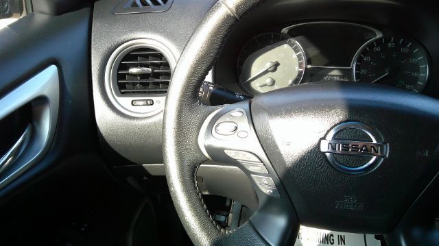 2015 Nissan Pathfinder SV San Antonio TX