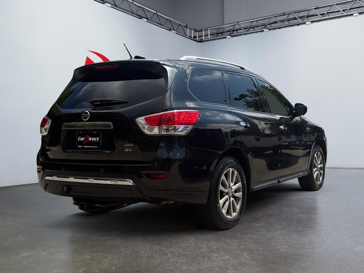 2015 Nissan Pathfinder SV, TOW PACKAGE, BLUETOOTH, 3RD ROW SEATING, ROOF RAILS, BACKUP CAMERA WITH PARKING SENSORS, KEYLESS START, STEERING WHEEL CONTROLS, FIND YOUR PATH ON THE ROAD! Virginia Beach VA