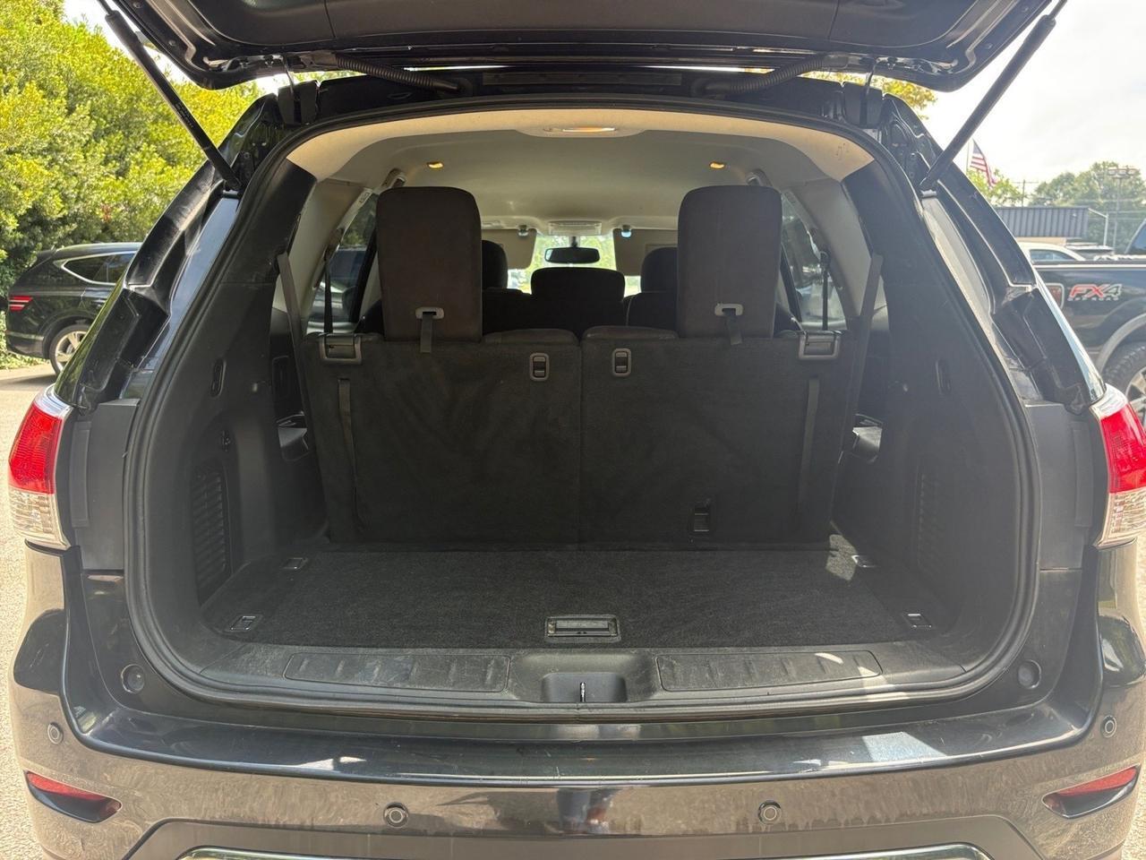 2015 Nissan Pathfinder SV, TOW PACKAGE, BLUETOOTH, 3RD ROW SEATING, ROOF RAILS, BACKUP CAMERA WITH PARKING SENSORS, KEYLESS START, STEERING WHEEL CONTROLS, FIND YOUR PATH ON THE ROAD! Virginia Beach VA