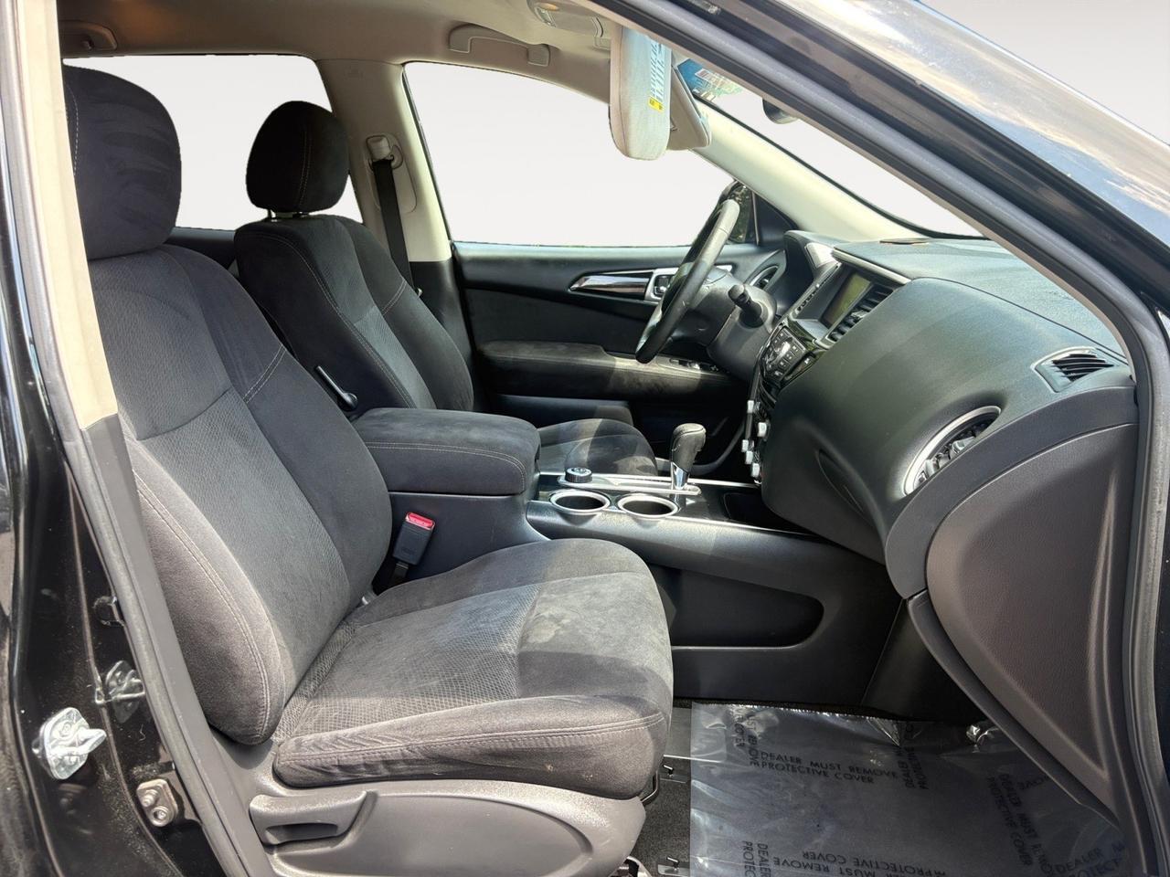 2015 Nissan Pathfinder SV, TOW PACKAGE, BLUETOOTH, 3RD ROW SEATING, ROOF RAILS, BACKUP CAMERA WITH PARKING SENSORS, KEYLESS START, STEERING WHEEL CONTROLS, FIND YOUR PATH ON THE ROAD! Virginia Beach VA