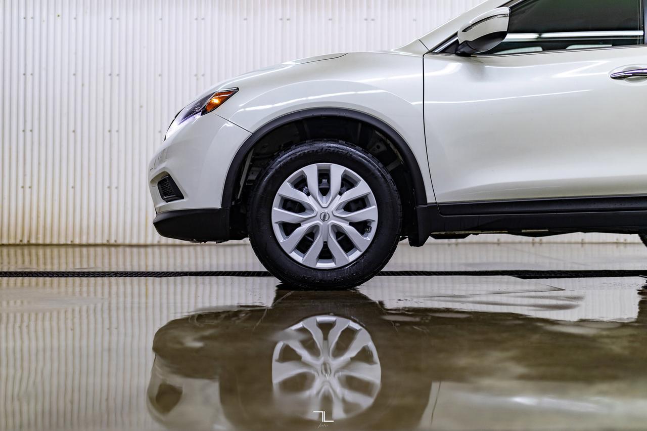 2015 Nissan Rogue AWD S BCam Red Deer AB