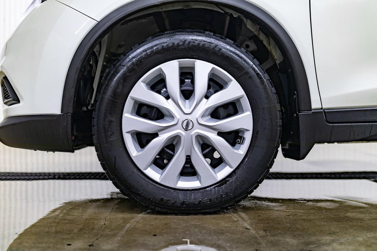 2015 Nissan Rogue AWD S BCam Red Deer AB