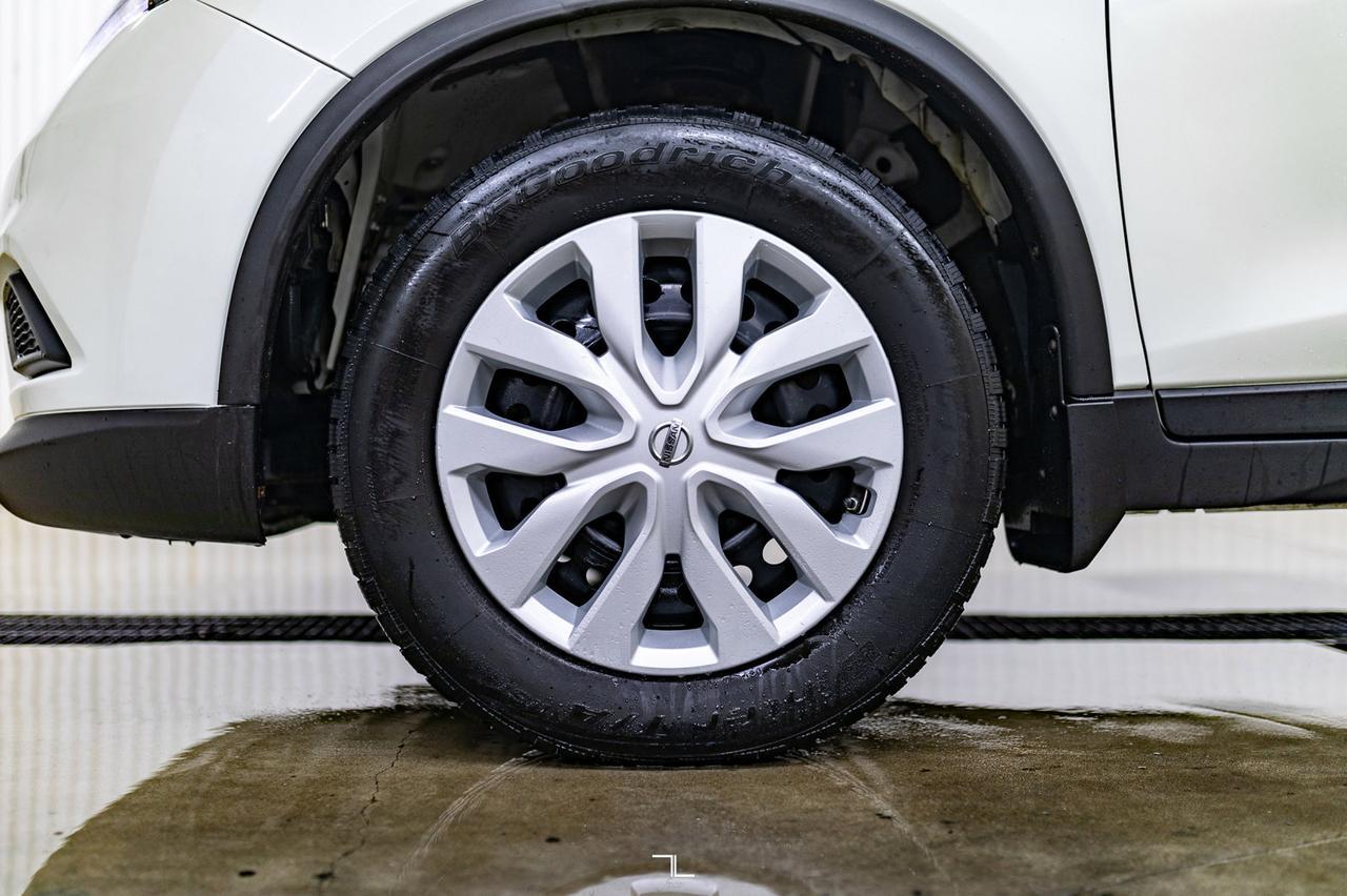 2015 Nissan Rogue AWD S BCam Red Deer AB