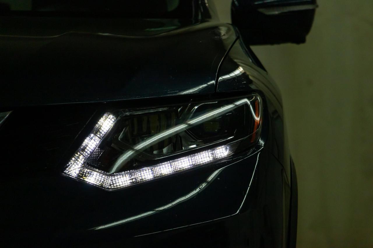 2015 Nissan Rogue AWD SL Leather Roof Nav Red Deer AB