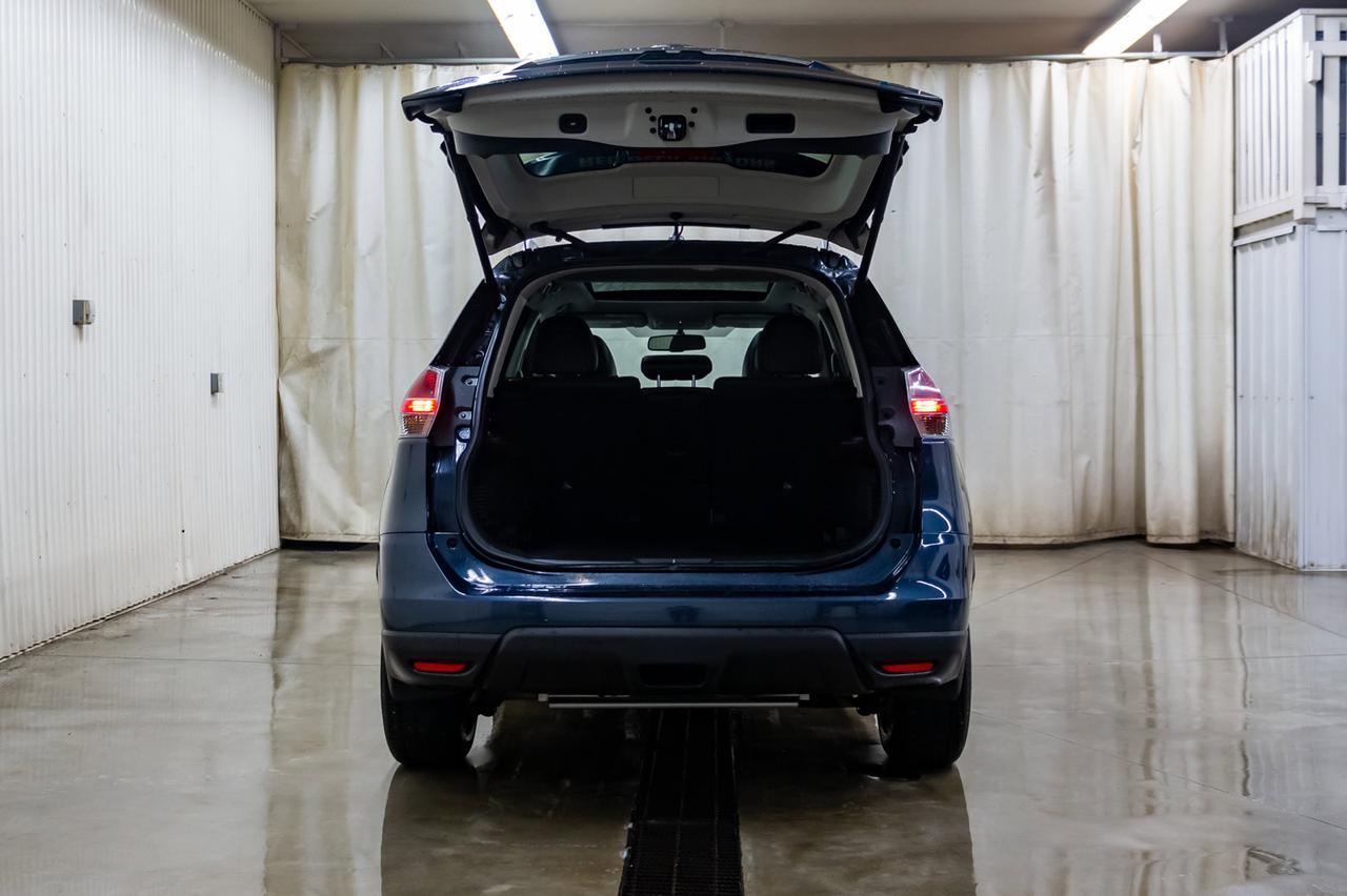 2015 Nissan Rogue AWD SL Leather Roof Nav Red Deer AB