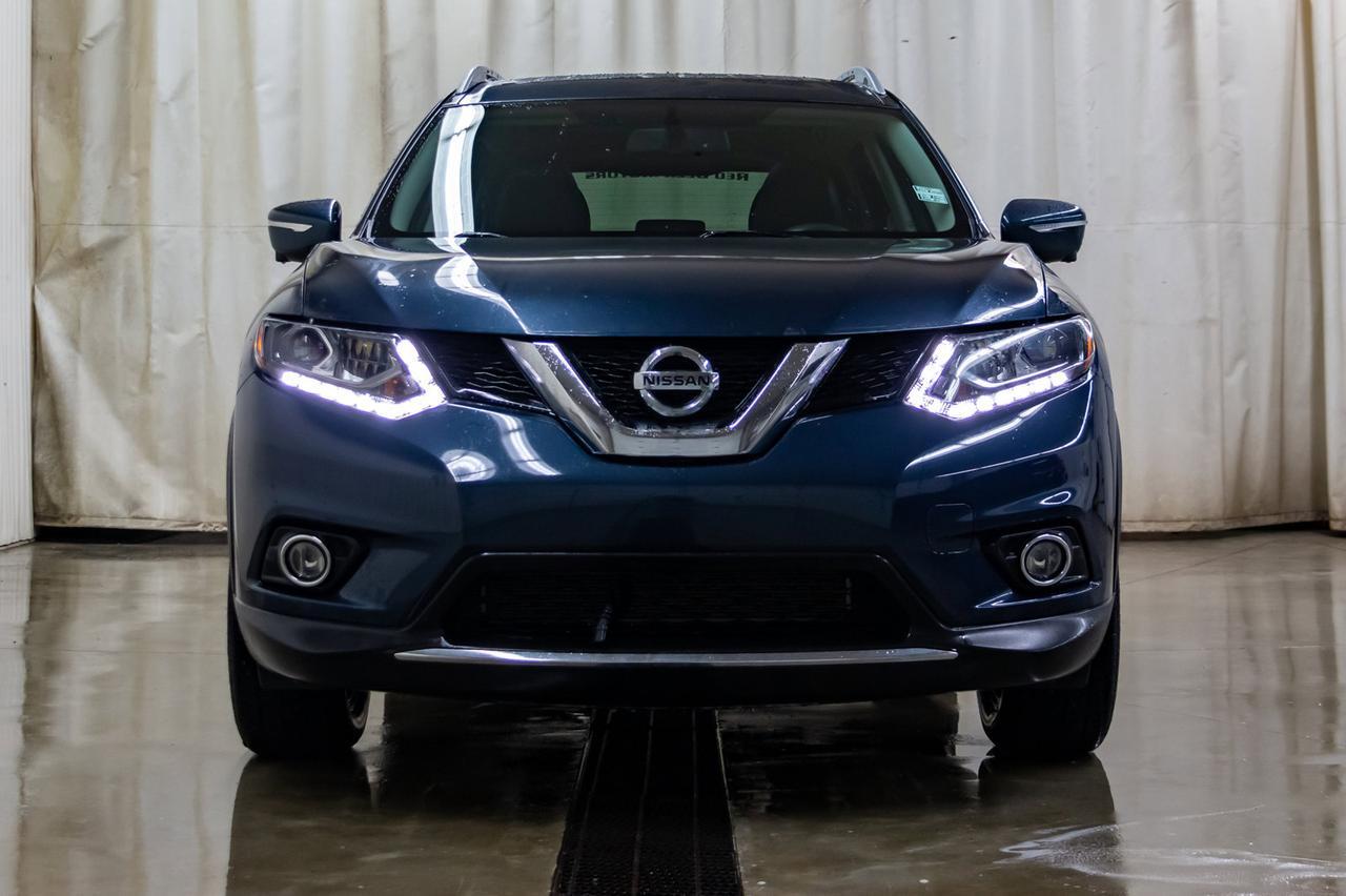 2015 Nissan Rogue AWD SL Leather Roof Nav Red Deer AB