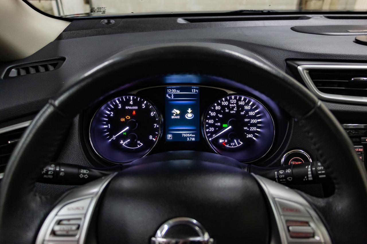 2015 Nissan Rogue AWD SL Leather Roof Nav Red Deer AB