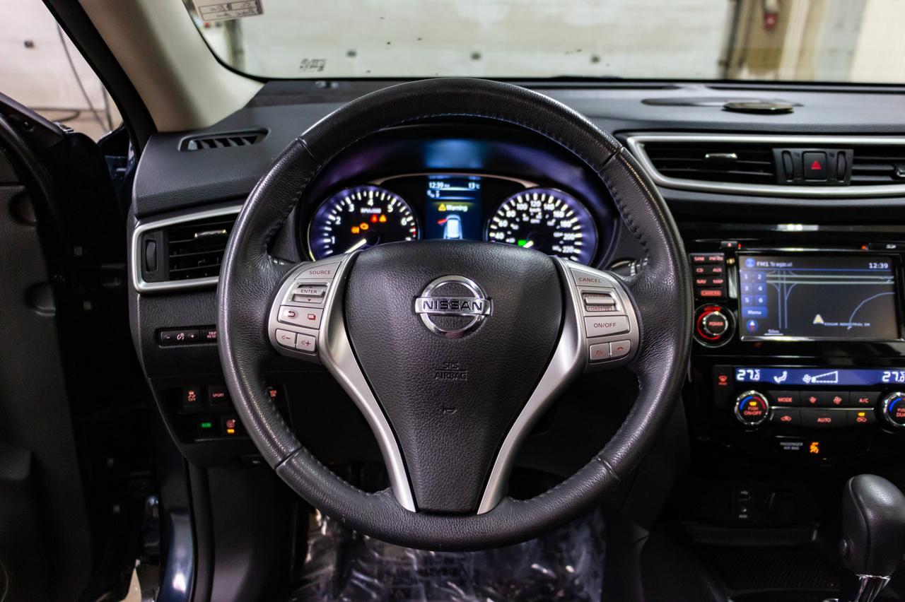 2015 Nissan Rogue AWD SL Leather Roof Nav Red Deer AB