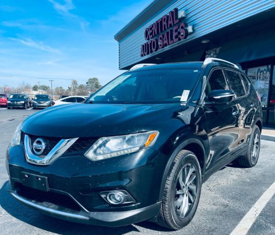 2015 Nissan Rogue-SAR SL