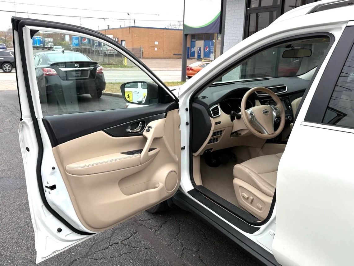 2015 Nissan Rogue SL Sport Utility 4D Cincinnati OH