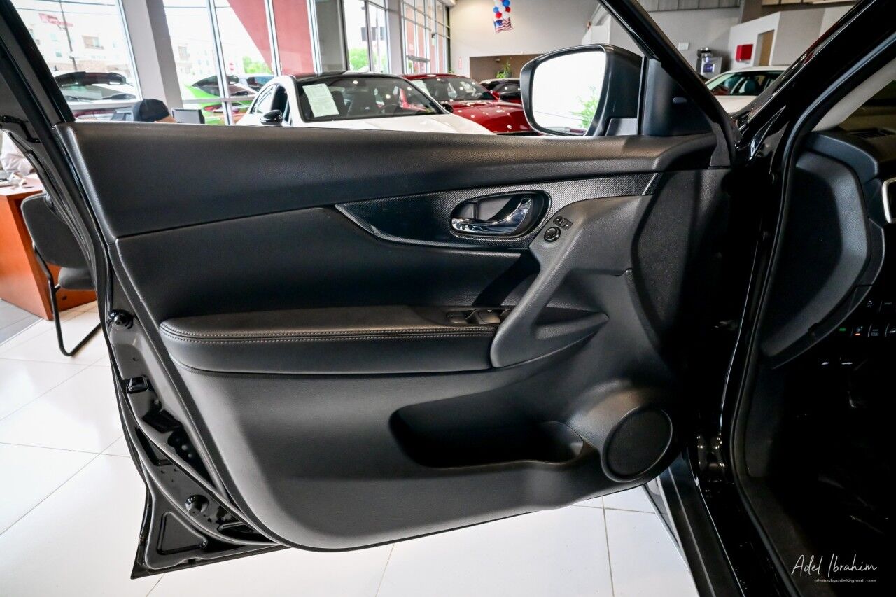 2015 Nissan Rogue SL, Sunroof, Forward Collision Warning, Lane Assist Springfield NJ