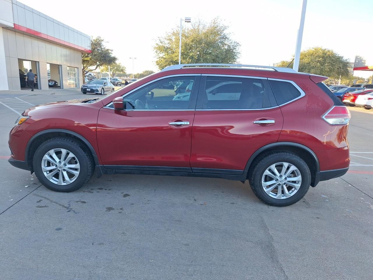 2015 Nissan Rogue SV Hurst TX