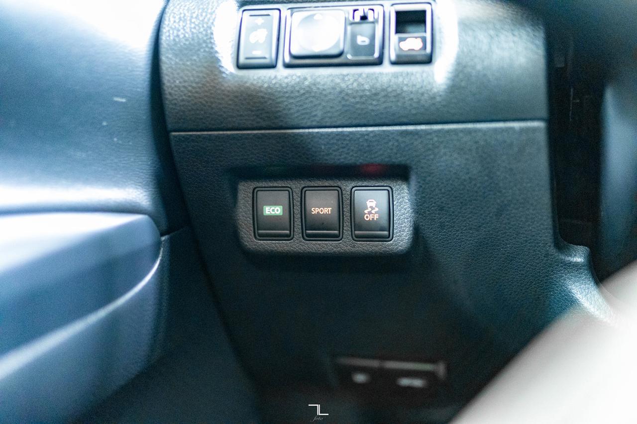 2015 Nissan Sentra SL Leather Roof Nav Red Deer AB