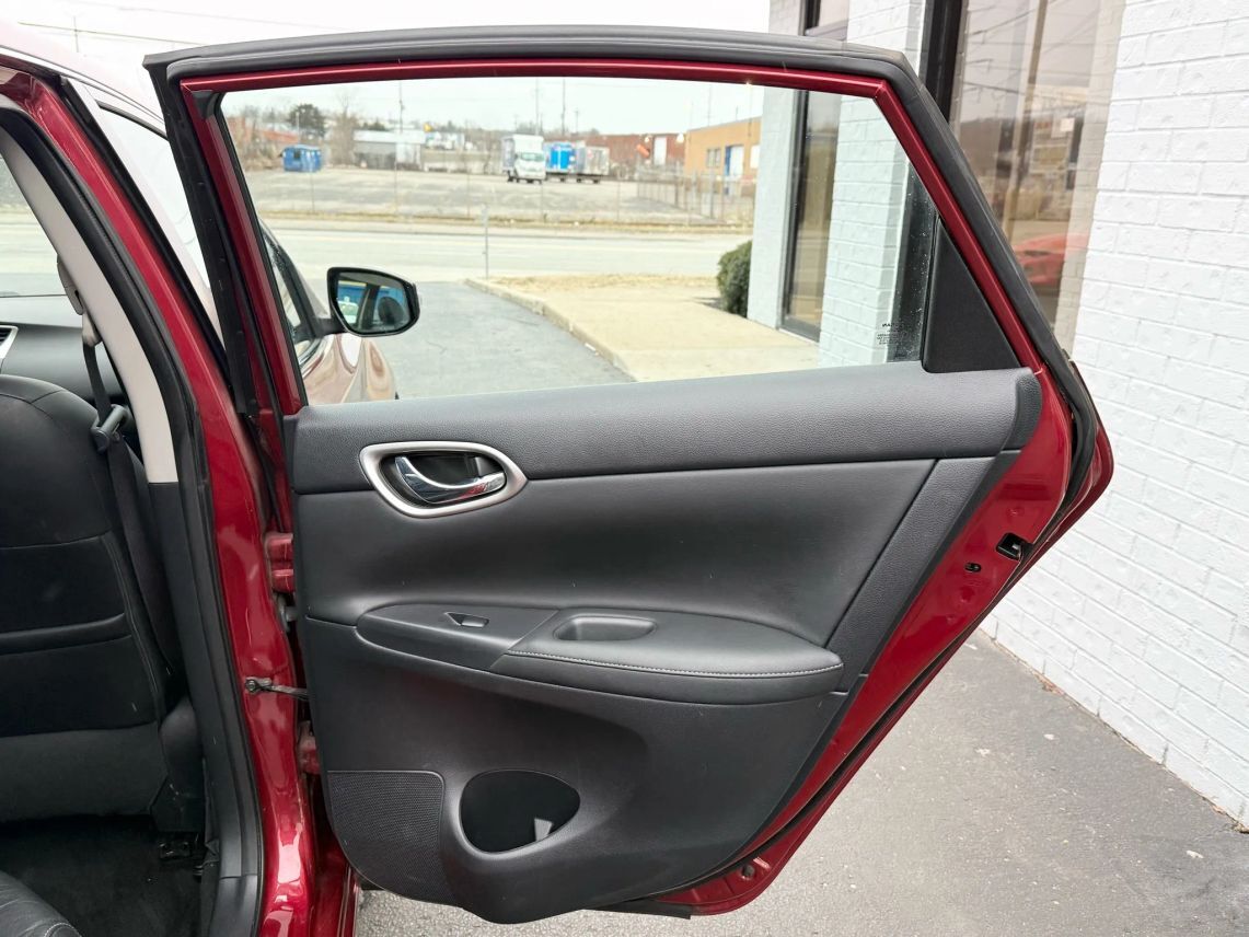 2015 Nissan Sentra SL Sedan 4D Cincinnati OH