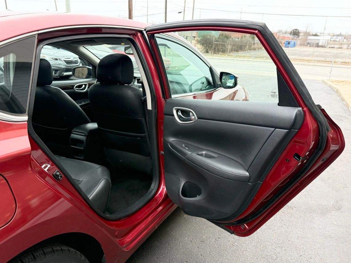 2015 Nissan Sentra SL Sedan 4D Cincinnati OH