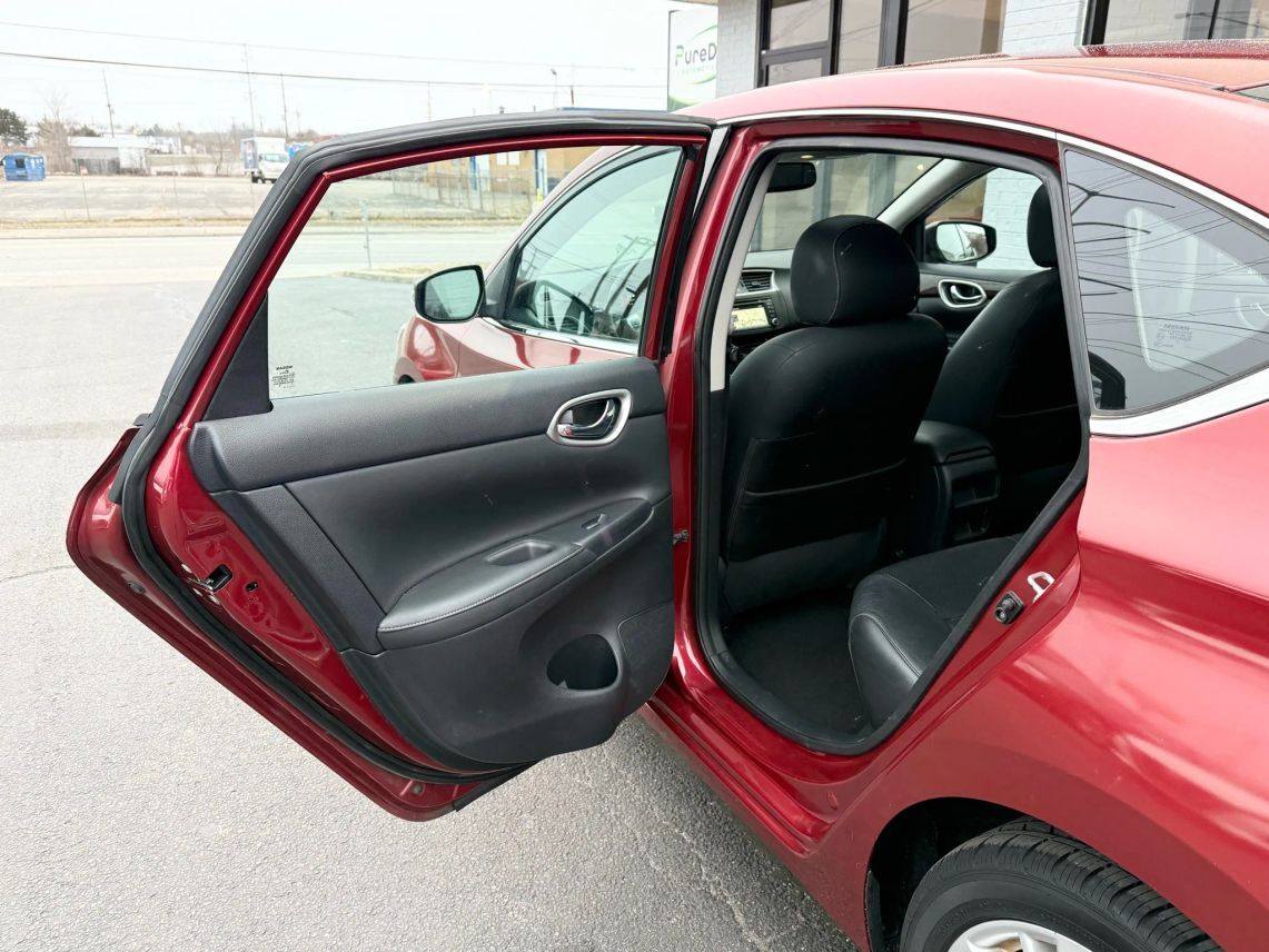 2015 Nissan Sentra SL Sedan 4D Cincinnati OH