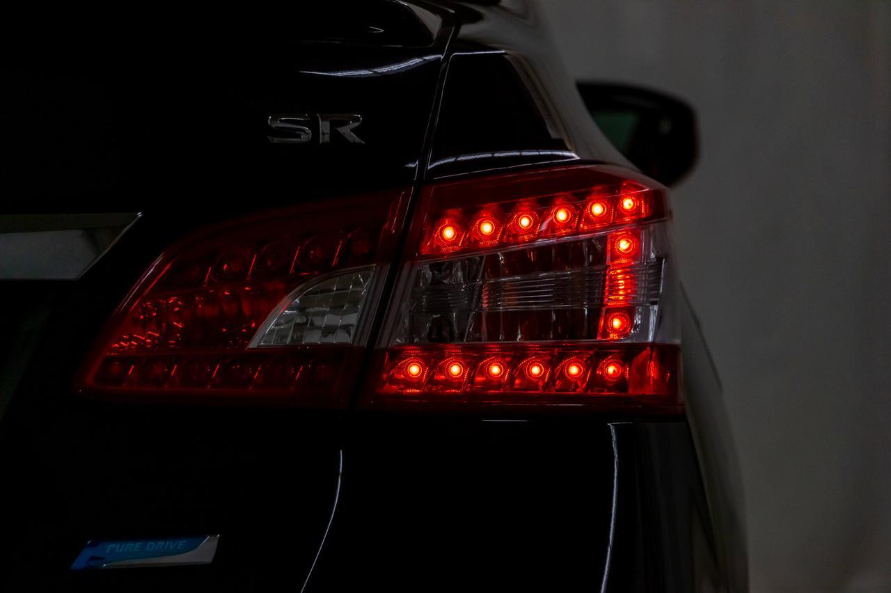 2015 Nissan Sentra SR Roof Nav BCam Red Deer AB