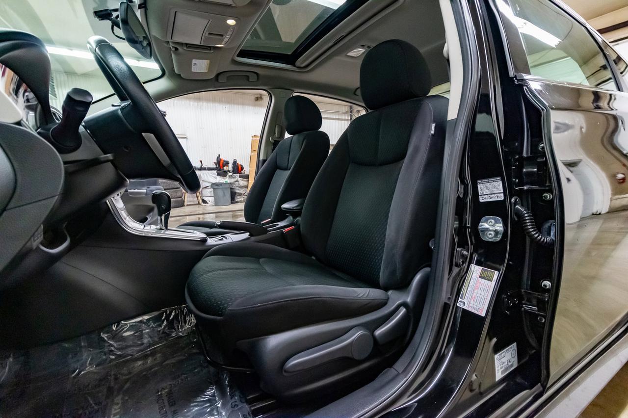 2015 Nissan Sentra SR Roof Nav BCam Red Deer AB