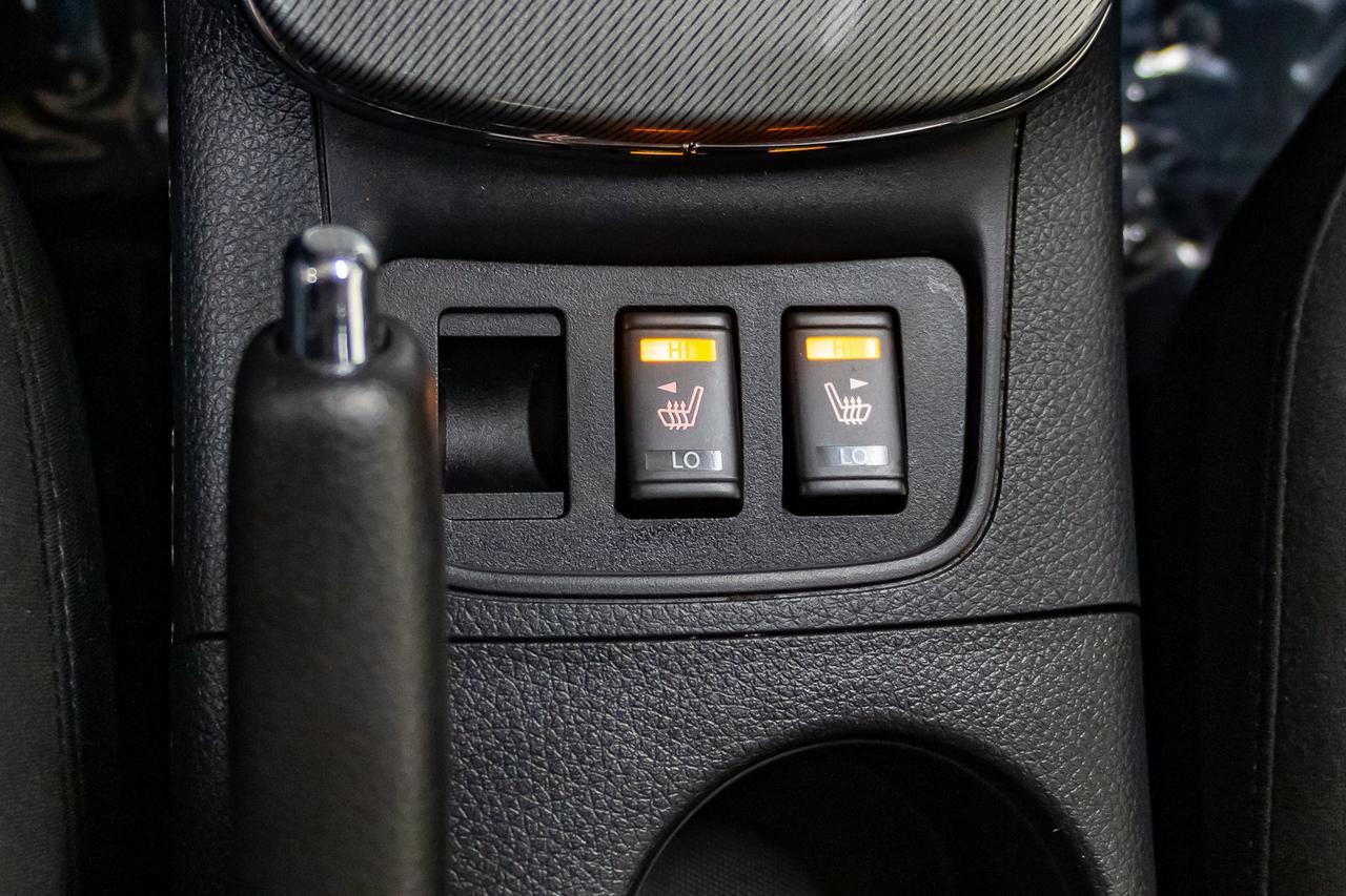 2015 Nissan Sentra SR Roof Nav BCam Red Deer AB