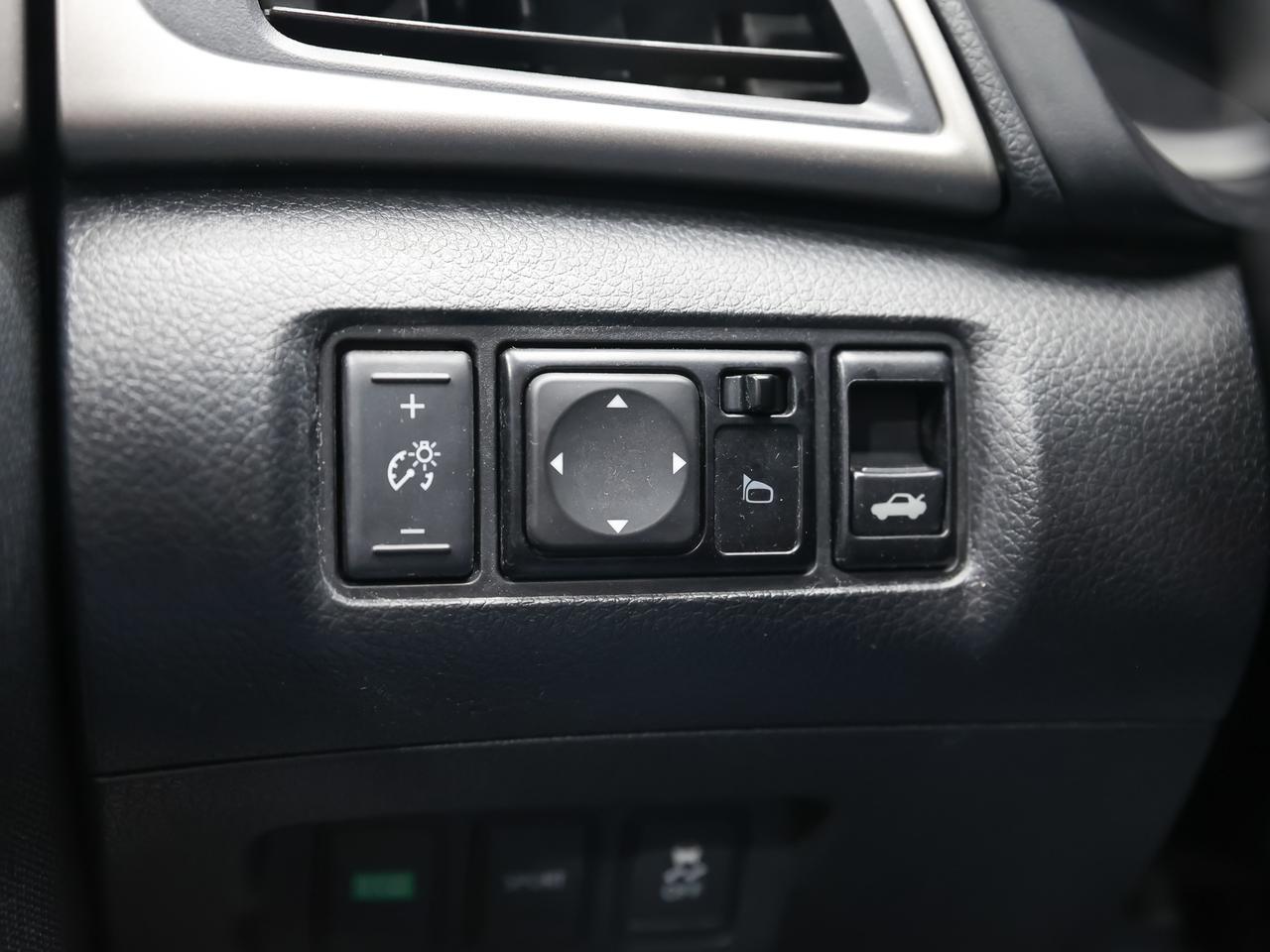 2015 Nissan Sentra SV NAV Cranberry PA