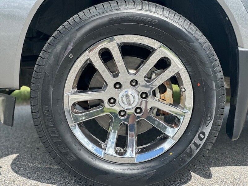 2015 Nissan TITAN SL 4X4 LEATHER SUNROOF NAVIGATION EXHAUST CREW CAB BRAND NEW TIRES SERVICED FREE SHIPPING IN FLORIDA LOW MILES TRUCK Sarasota FL