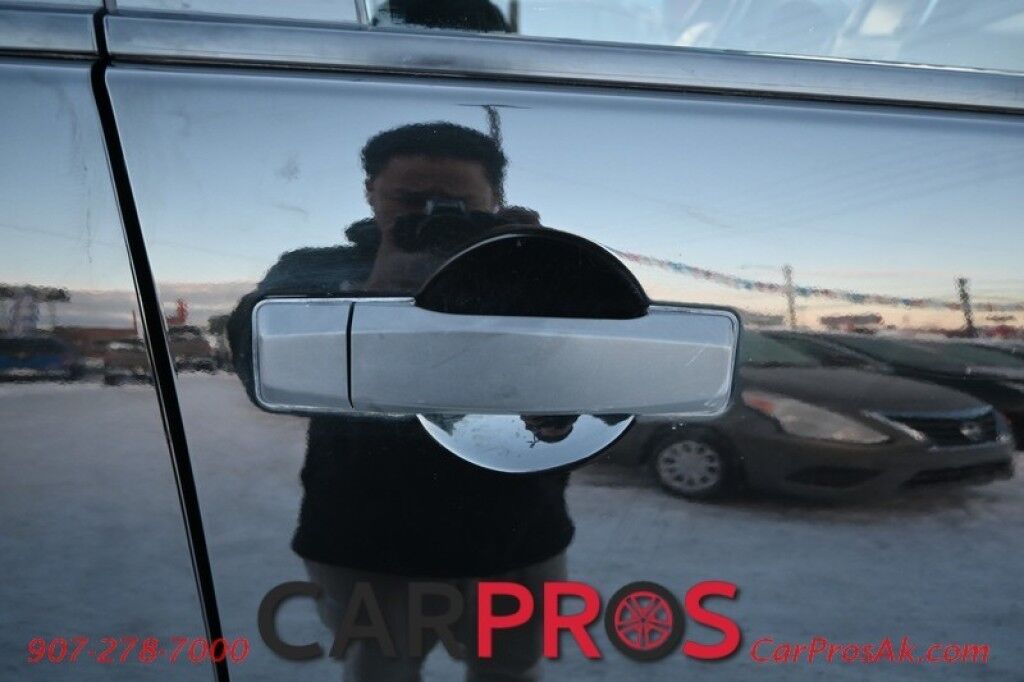 2015 Nissan Titan PRO-4X - 4X4 - 5.6L V8 - Crew Cab - Navigation - Bluetooth - Block Heater - Fog Lights - Keyless Entry - Backup Camera - Rear Backup Sensors - Bedliner - Tow Package Anchorage AK