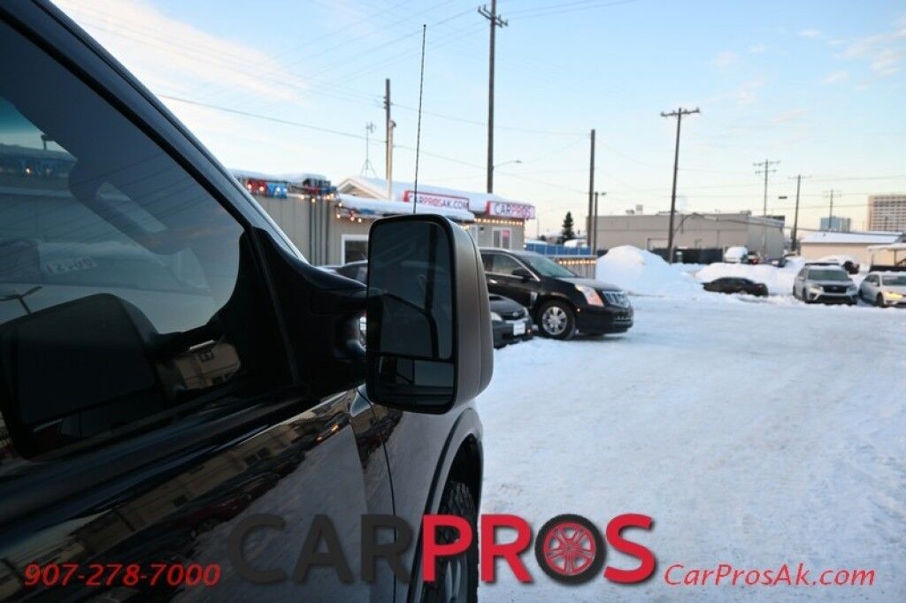 2015 Nissan Titan PRO-4X - 4X4 - 5.6L V8 - Crew Cab - Navigation - Bluetooth - Block Heater - Fog Lights - Keyless Entry - Backup Camera - Rear Backup Sensors - Bedliner - Tow Package Anchorage AK