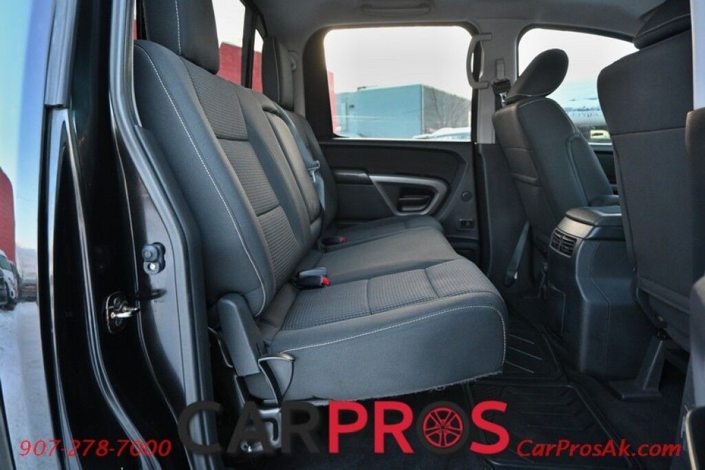 2015 Nissan Titan PRO-4X - 4X4 - 5.6L V8 - Crew Cab - Navigation - Bluetooth - Block Heater - Fog Lights - Keyless Entry - Backup Camera - Rear Backup Sensors - Bedliner - Tow Package Anchorage AK