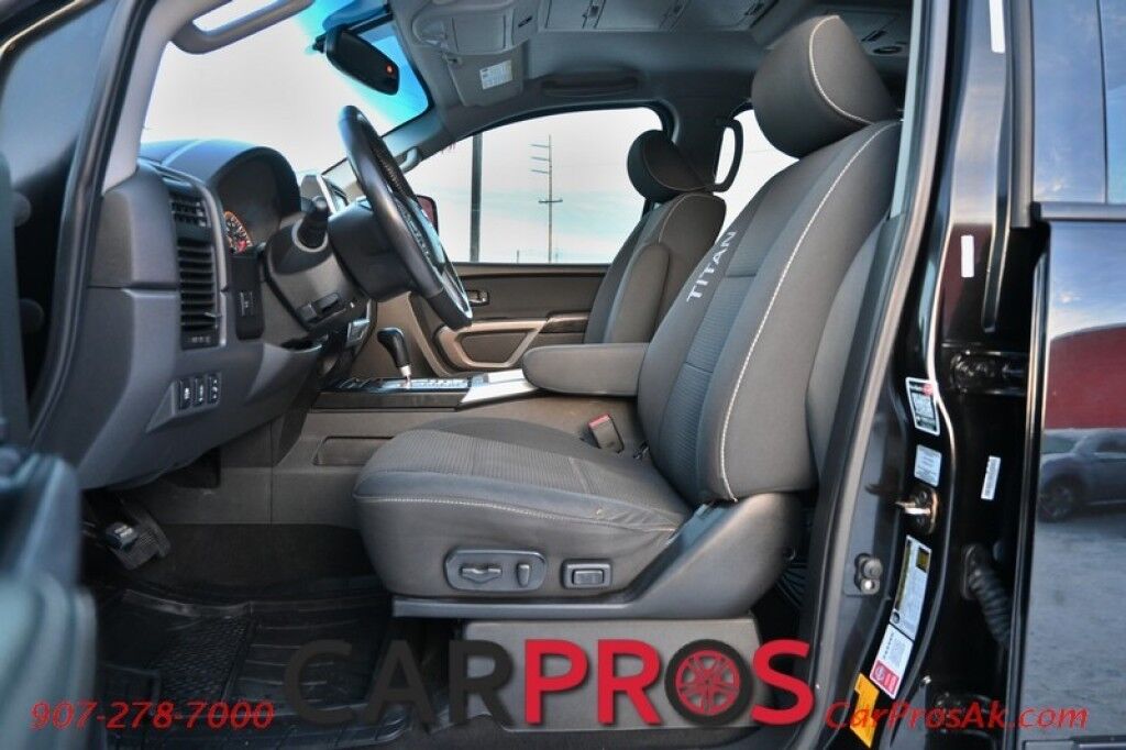 2015 Nissan Titan PRO-4X - 4X4 - 5.6L V8 - Crew Cab - Navigation - Bluetooth - Block Heater - Fog Lights - Keyless Entry - Backup Camera - Rear Backup Sensors - Bedliner - Tow Package Anchorage AK