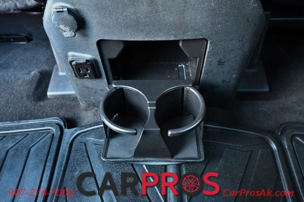 2015 Nissan Titan PRO-4X - 4X4 - 5.6L V8 - Crew Cab - Navigation - Bluetooth - Block Heater - Fog Lights - Keyless Entry - Backup Camera - Rear Backup Sensors - Bedliner - Tow Package Anchorage AK