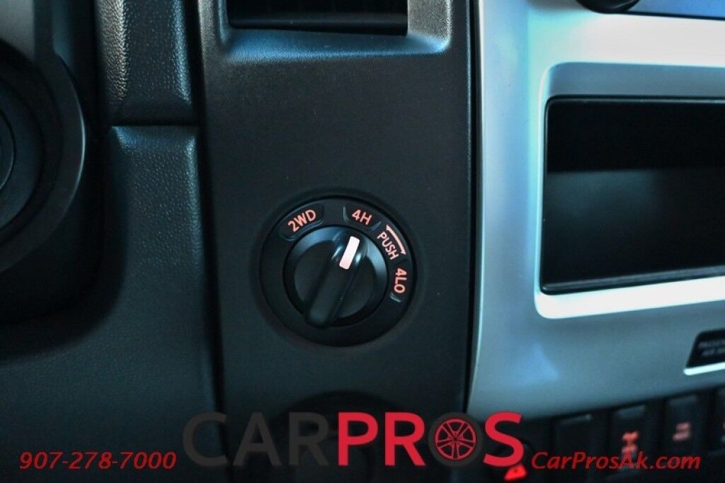2015 Nissan Titan PRO-4X - 4X4 - 5.6L V8 - Crew Cab - Navigation - Bluetooth - Block Heater - Fog Lights - Keyless Entry - Backup Camera - Rear Backup Sensors - Bedliner - Tow Package Anchorage AK