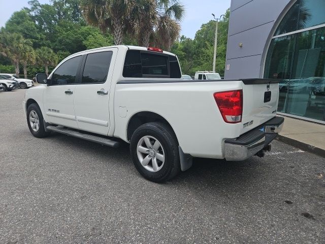 2015 Nissan Titan SV