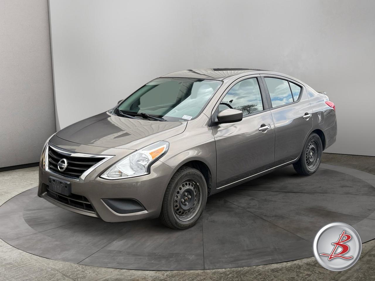 2015 Nissan VERSA SV
