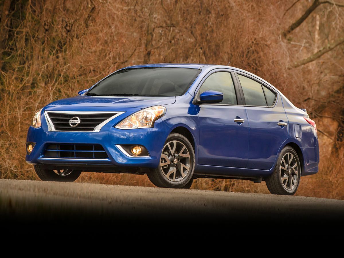 2015 Nissan Versa 1.6 S Plus