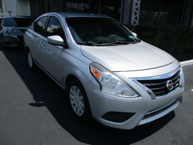 2015 Nissan Versa 1.6 SL Sedan Gainesville FL
