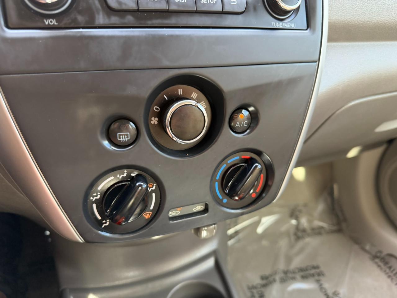 2015 Nissan Versa 4dr Sdn CVT 1.6 SV Jacksonville FL