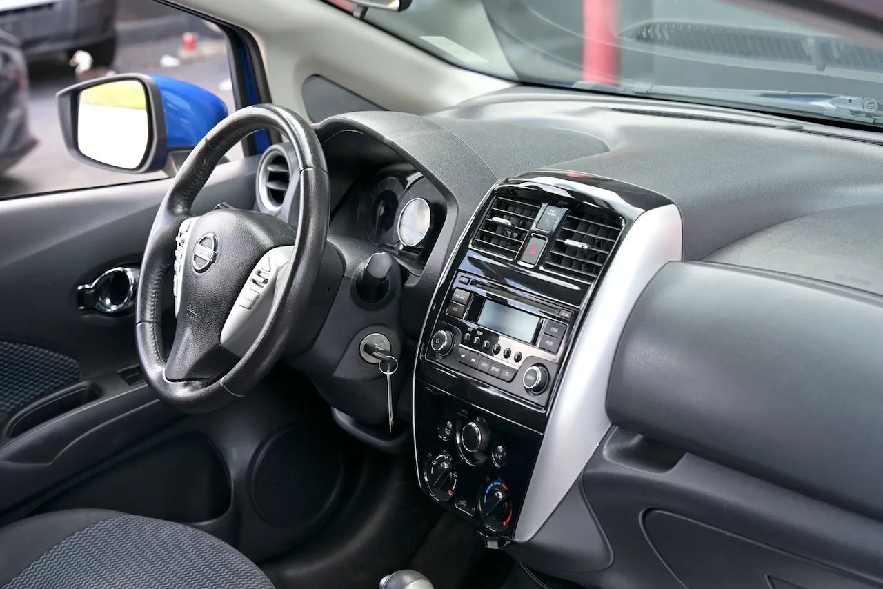 2015 Nissan Versa Note SV Hatchback 4D Doral FL