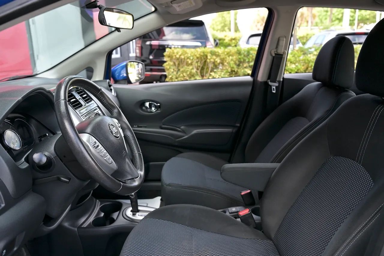 2015 Nissan Versa Note SV Hatchback 4D Doral FL